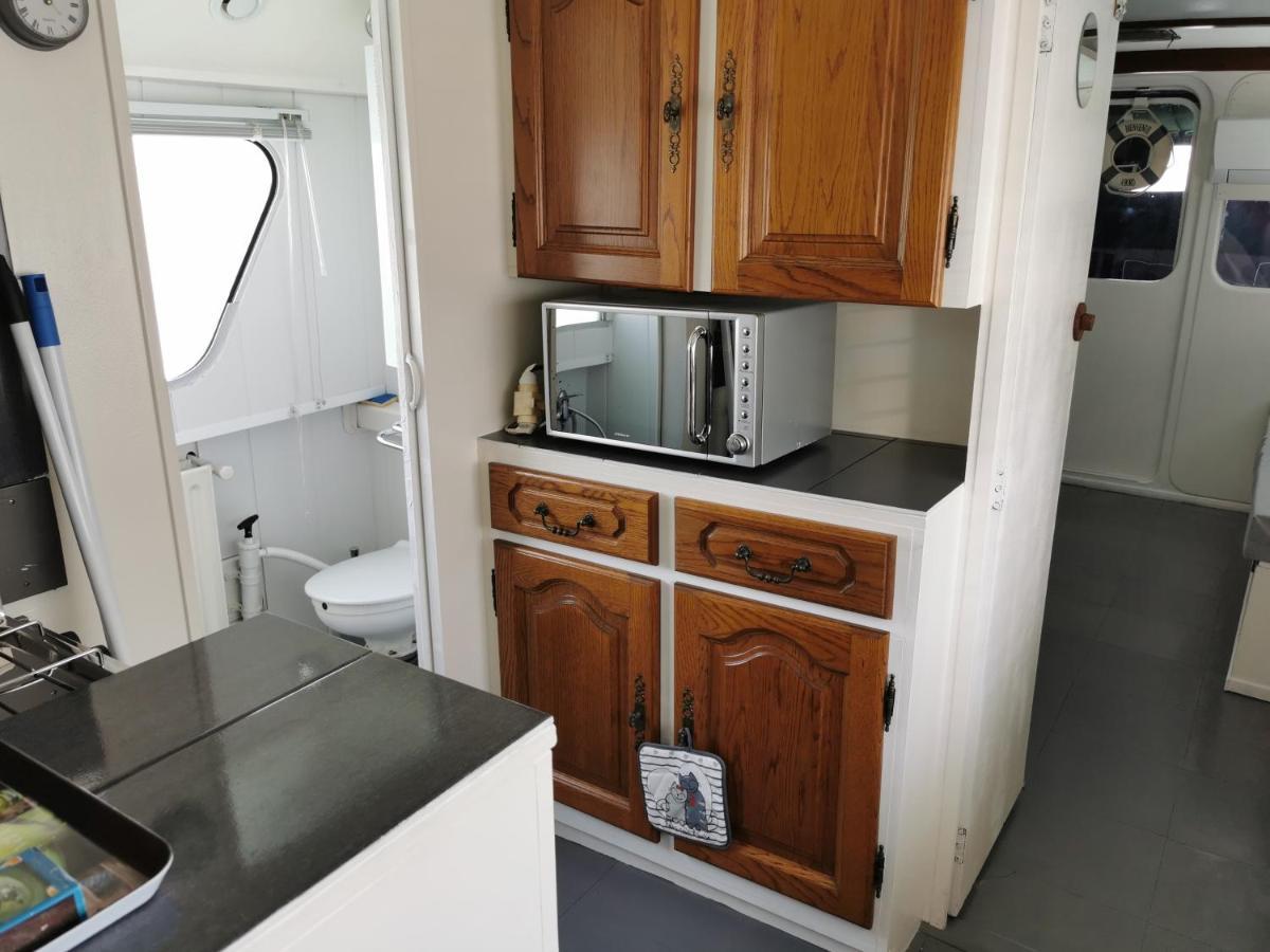Bateau Entier 35M2 Avec Terrasse Hotel Beaucaire  Exterior foto