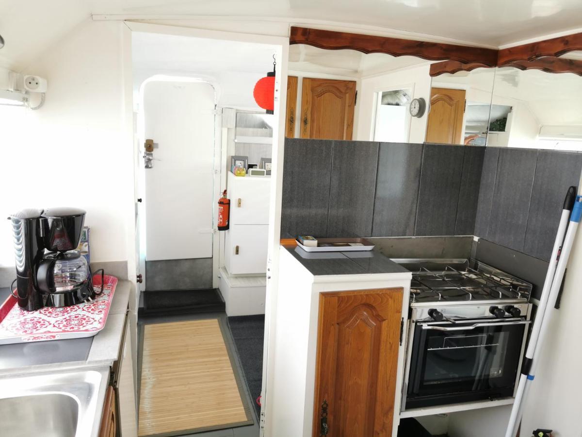 Bateau Entier 35M2 Avec Terrasse Hotel Beaucaire  Exterior foto